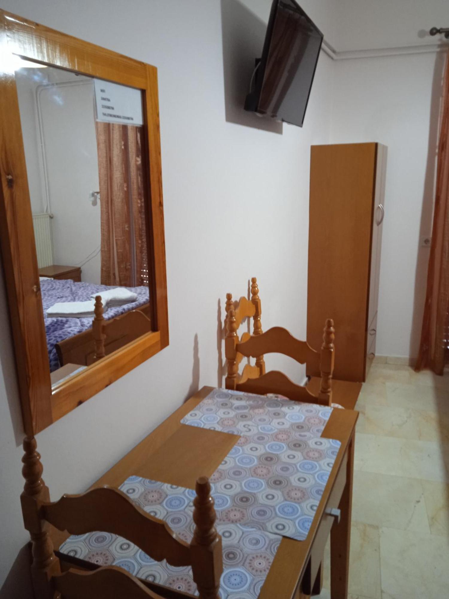 Dimitra Pentaliou Rooms Kamena Vourla Exterior foto